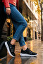 حذاء رياضي نسائي أسود 21255
