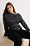 بلوزة ساتان سوداء منقّط منقوش بأكمام طويلة منسوج مقاس كبير TBBSS26AF00019 - 2