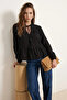 Siyah Pamuklu Dokulu Kolda Dantelli Oversize Boho Dokuma Gömlek TWOSS25GO00038 - 6