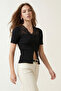 Siyah V Yaka Dantel Detaylı Fitted Fitilli Triko Bluz TWOSS26BZ00124 - 2