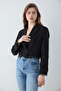 Siyah Etekucu ve Manşeti Dantel Detaylı Crop Blazer Ceket TWOSS26BC00051 - 4