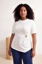 Ekru Aksesuar Detaylı Tok Örme Kumaş Büyük Beden T-shirt Bluz TBBSS26AF00046 - 2