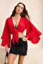 Kırmızı Dokuma Volanlı Plaj Crop Bluz TBESS19BB0095