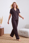 Kahverengi Biyeli Cep Detaylı Viskon Örme Pijama Takımı THMSS26PT00047
