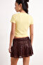 Sarı Fitted/Vücuda Oturan Esnek Crop Bisiklet Yaka Kısa Kol Baskılı Örme T-Shirt TWOSS25TS00082 - 3