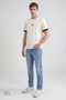 100% Cotton Relaxed Fit Comfortable Cut Crew Neck Logo Detailed T-Shirt - 3