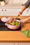 Love Cast Iron Enamelled Pot Pink 18 cm - 4