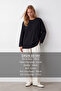 Women's Black Crew Neck Double Pocket Ribbed Oversize Sweater Alc-X12642 - 2