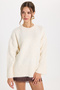 Women's Oversize Wide Cut Crew Neck Three Quarter Sleeve Ecru Knitwear Sweater - 7