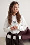 Ekru Oversize/Geniş Kalıp Nakışlı Kalın İçi Polarlı Örme Sweatshirt TWOAW25SW00070