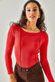 Women's Red Stitching Detailed Crop Lycra Blouse BLZ-19002161 - 4
