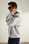 Gri Kapüşonlu Oversize/Geniş Kesim Kolu Yazı Nakış Etiketli Yumuşak Kumaş Sweatshirt TMNAW24SW00031