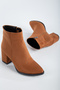 WOMEN'S TAN SUEDE CLASSIC HEELED POINTED BOOTS - 2