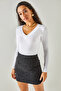 Women's White Thick Banded V-neck Shawl Blouse BLZ-19002387 - 2
