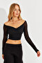 Women's Black Sleeves Tulle Crop Blouse CG315 - 4