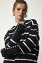 Woman's Black Striped Knit Sweater NF00073 - 5