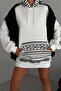 White Oversize Sweatshirt with Print Detail - 3