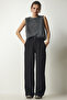 Women's Black Pleated Woven Trousers UB00188 - 2
