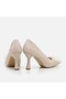 Women's Beige Stiletto - Pedestrian Model - 3