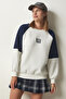 Woman's White Navy Blue Block Color Raised Sweatshirt HF00448 - 2