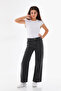 Loose Cut Girl's Jeans with Cargo Pockets - 3