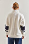 Women's White Zippered Turtleneck Printed Oversize Sweatshirt 60051007 - 2