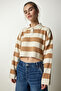 Women's Cream Biscuit Stylish Buttoned Collar Striped Crop Knitwear Sweater BV00115 - 3