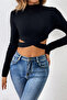 Kadın Siyah Çapraz Bel Detaylı Dik Yaka Uzun Kol Crop Top Bluz - 5