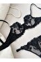 Classic Black Roses Bra Set
