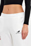 Women's Logo Elastic Waist and Leg Three Thread Fleece Pocket Knitted Sweatpants Jogger White - 6