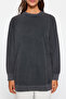 Antrasit Yıkamalı Yanı Yırtmaç Detaylı Oversize Örme Sweatshirt TCTSS23TW00062 - 4