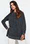 Antrasit Yıkamalı Yanı Yırtmaç Detaylı Oversize Örme Sweatshirt TCTSS23TW00062 - 3