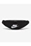 حقيبة الخصر للجنسين من Sportswear Heritage Hip Pack - أسود - 4