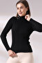 بلوزة نسائية محبوكة بياقة مدورة - 4