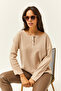Women's Stone Buttoned Loose Sweater KZK-19000721 - 2