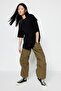 Siyah %100 Kalın Pamuklu Oversize/Geniş Kalıp Bisiklet Yaka Örme T-Shirt TWOSS23TS00040 - 17