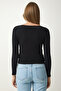 Women's Black and White V-Neck 2-Pack Knitted Blouse GT00058 - 6