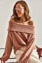 Women's Dark Powder Degaje Collar Sweater 40981004