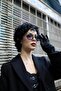نظارة شمسية نسائية بتصميم مستطيل بإطار جلد الفهد باللون الأزرق المتدرج - 4