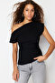 Black Boat Neck Fitted Woven Blouse TWOSS24BZ00353 - 2