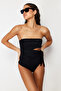 Siyah Cut Out Detaylı Straplez Kaplı Regular Mayo TBESS24MA00123 - 2