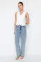 Beyaz Fitted Fitted Düğmeli Crop Dokuma Yelek TWOSS21YE0009