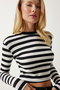 Women's Black and White Striped Crop Knitted Blouse with Removable Necklace AN00177 - 3