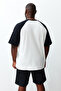 Büyük Beden Ekru Oversize Cepli Renk Bloklu %100 Pamuklu T-Shirt TMNSS24BF00044 - 6