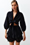 Siyah Dokuma Bağlamalı Plaj Crop Bluz TBESS24BZ00006 - 2