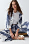 Beyaz Indigo Tropikal Desenli Dokuma Viskon Kimono Geniş Paça Pantolon İkili Takım TWOSS24AU00083 - 3
