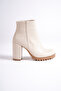 Round Toe Trac Sole Medium Heeled Women's Boots - 7