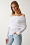 Women's Ecru Off-shoulder Drawstring Detailed Blouse US00920 - 3