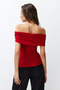 Kırmızı Carmen Yaka Vücuda Oturan Esnek Crop Örme Madonna Yaka Bluz TWOSS24BZ00368 - 6