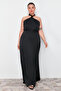 Siyah Halter Yaka Saten Maxi/Uzun Boy Büyük Beden Party/Mezuniyet/Abiye Elbise TBBSS24AH00150